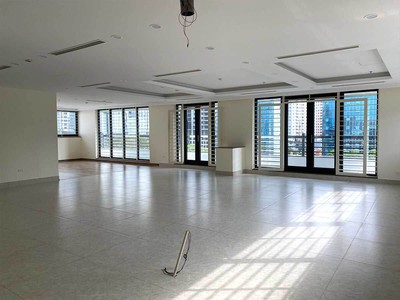Bán Tòa Văn Phòng 9 Tầng Mặt Phố Lê Trọng Tấn. DT 201m2, MT 16m. Vị Trí Lô Góc. Giá 100 TỶ 7