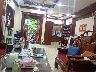 Cần bán gấp căn biệt thự lô góc dự án foresa xuân phương 2