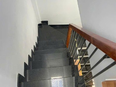 Bán nhà hẻm oto vf3 gần bầu cát tân bình ,3 tầng mới 20 m2  2.x tỷ 4