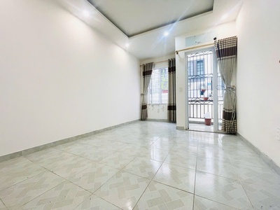 Bán nhà trại lẻ - quán nam, 53m 3 tầng độc lập dân xây, ngõ nông, giá 3.35 tỉ 3