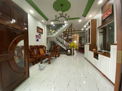 Chủ ngộp bán gấp nhà 4 tầng.trục đường trần lựu.an phú quận 2. dt 100 m2 .giá 15 tỉ 0