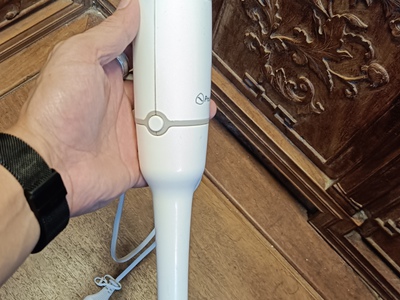 Máy xay cầm tay hiệu Philips. 0