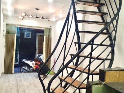 Hẻm 3 gác trung tâm quận 10 - 2 lầu cách mặt tiền chỉ 39m - ở ngô gia tự p2 1