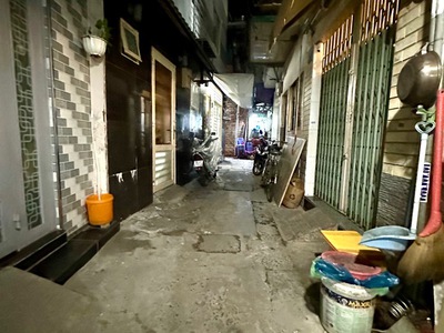 Hẻm 3 gác trung tâm quận 10 - 2 lầu cách mặt tiền chỉ 39m - ở ngô gia tự p2 0