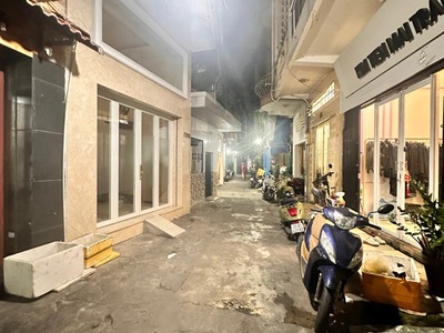 Hẻm 3 gác trung tâm quận 10 - 2 lầu cách mặt tiền chỉ 39m - ở ngô gia tự p2 4