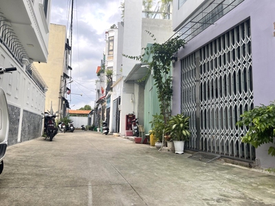 Bán nhà 2 tầng hẻm xe hơi 53m2 4.1x13m ql13 hiệp bình phước thủ đức vào ở ngay 3