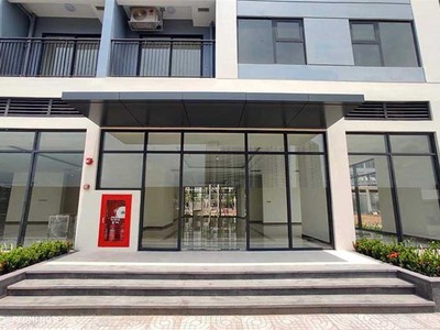 Cho thuê nhiều shop kinh doanh tại vinhomes grand park 0