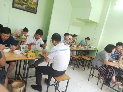 Mặt bằng đẹp- giá tốt -sang nhượng gấp tại 210 kiot 6 lê trọng tấn, khương mai, thanh xuân, hà nội 1