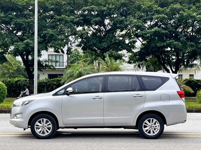 INNOVA 2.0E số sàn 2017 5
