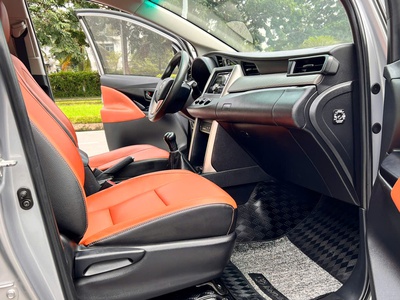 INNOVA 2.0E số sàn 2017 2