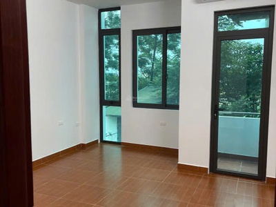 Sở hữu nhà xây mới 5 tầng giá nhỉnh tỷ sát trường ĐH Thể Dục Thể Thao 4