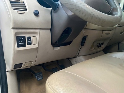 Gia đình đổi xe cần bán toyota innova  đời 2006 bản G xịn, xe đi giữ gìn kỹ nên còn rất tốt. 7