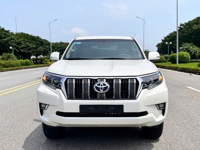 Nhập đội: TOYOTA PRADO 2.7VX 2018 fom mới 0