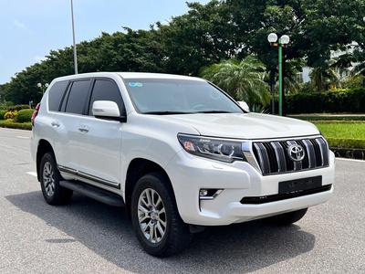 Nhập đội: TOYOTA PRADO 2.7VX 2018 fom mới 8