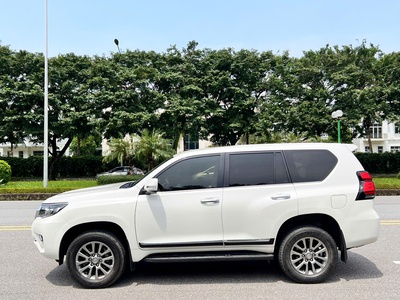 Nhập đội: TOYOTA PRADO 2.7VX 2018 fom mới 10