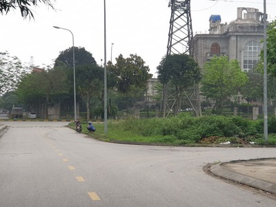 Bán đất mặt đường trần quốc toản  ninh khánh  dtich 375m,mặt 15m 1