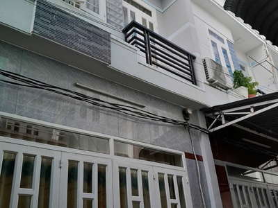 Nhà d9 ấp rừng dầu , xã mỹ hạnh bắc , huyện đức hòa , tỉnh long an 1