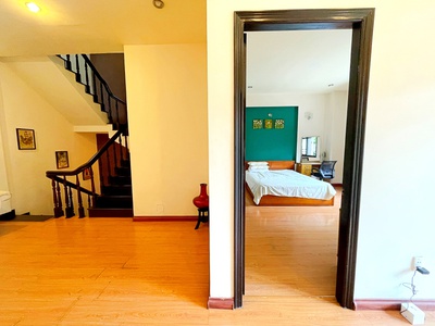 Cho thuê Biệt Thự Phường Thảo Điền, Quận 2, TP Thủ Đức. Trệt, lầu  10x15  300m2 chỉ 40tr 2