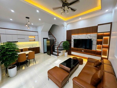 Nhà Đội Cấn 3 mặt thoáng 48m2 - Full nội thất, giao thông thuận tiện, tiện ích đầy đủ và môi trường 0