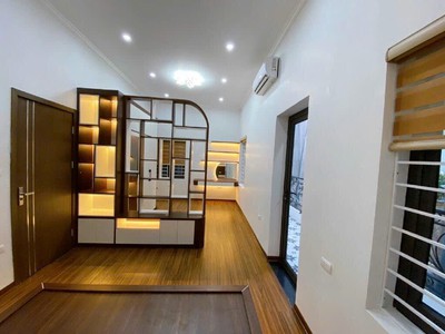Nhà Đội Cấn 3 mặt thoáng 48m2 - Full nội thất, giao thông thuận tiện, tiện ích đầy đủ và môi trường 1