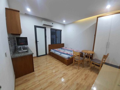 Gần mt núi thành, 62m2, 3 tầng đúc, 5 căn hộ, sạch đẹp 1