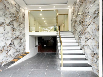 Bán nhà mặt phố cổ linh, 84m x 7 tầng, thang máy, vỉa hè 7m, kinh doanh đa ngành 2
