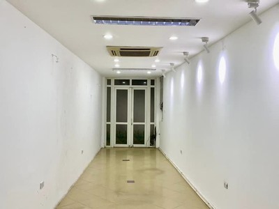 Mặt Phố Hai Bà Trưng 65M2 7 Tầng Thang Máy 32 Tỷ Vỉa Hè Rộng Dòng Tiền 70TR/TH 5