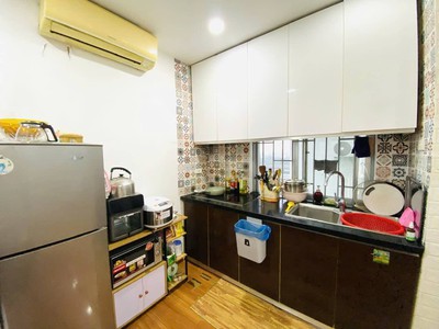 Cho Thuê căn hộ chung cư Nam Trung Yên Cầu Giấy 45m -10tr, nhà đẹp, đủ đồ 2