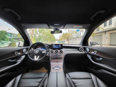 Cần Bán Xe MERCEDES GLC200 4 Matic  Sản Xuất Năm 2020 3