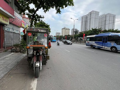 Bán gâp vinhome park 2 130m 32 tỷ lô góc siêu phong thuỷ 2