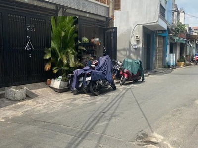 Bán nhà hxh lưu chí hiếu - giao chế lan viên - tây thạnh, 5x17m, cấp 4  sổ a4 7.6 tỷ. 0