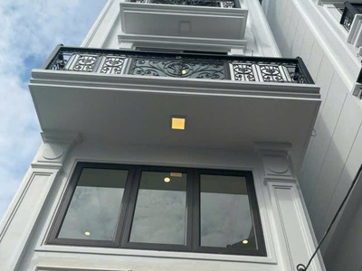 Bán nhà thành bàn -long biên -hà nội 0