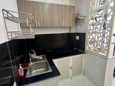 Nhà  quận 10 - xe hơi đỗ cổng - cách mặt tiền 2 căn- hẻm thông -  chỉ 4.6 tỷ 3