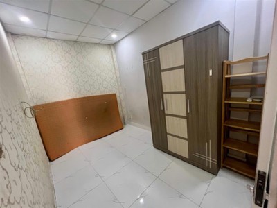 Nhà  quận 10 - xe hơi đỗ cổng - cách mặt tiền 2 căn- hẻm thông -  chỉ 4.6 tỷ 1