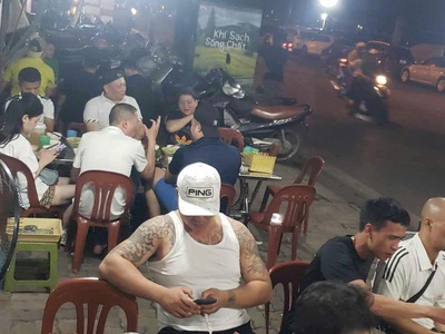 Sang nhượng mặt bằng phố thanh nhàn, phường thanh nhàn, quận hai bà trưng, hà nội 1