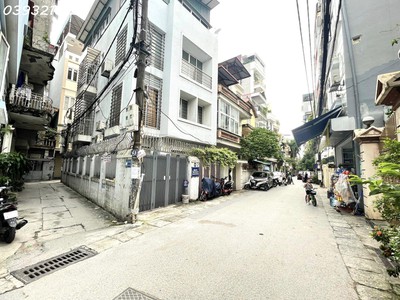 Bán nhà mặt phố hoa bằng, cầu giấy, diện tích 60m2, 4 tầng, gía đầu tư cực ngon, nhỉnh 9 tỷ. 0