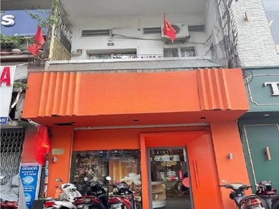 Cho thuê nhà 37 Trần Hưng Đạo, P Nguyễn Thái Bình, Quận 1. Trệt, gác  4x22  126m2 chỉ 50tr 3
