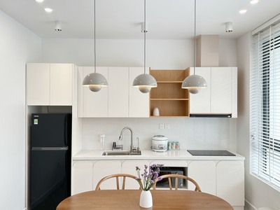 Cho thuê căn hộ 2 ngủ siêu đẹp Vinhomes Marina 5