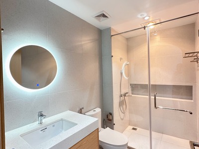 Cho thuê căn hộ 2 ngủ siêu đẹp Vinhomes Marina 8