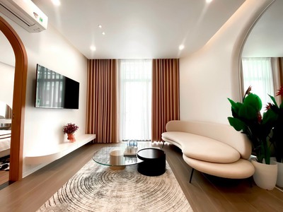 Cho thuê căn hộ 2 ngủ siêu đẹp Vinhomes Marina 14