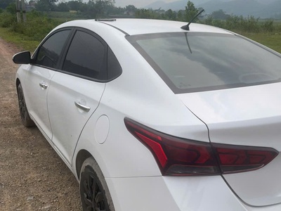 Chính chủ bán xe HYUNDAI ACCENT 1.4 MT sản xuất năm 2018 3