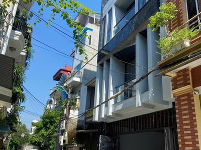 Căn nhà đẹp nhất quận long biên - do kts hàng đầu thiết kế, xây dựng 0