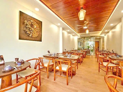 Sang nhượng gấp nhà hàng trung tâm quận 1. nguồn thu đều 0