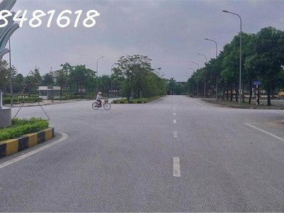 Bán 3 lô đất liền kề khu đô thị xuân thành  ninh khánh 0
