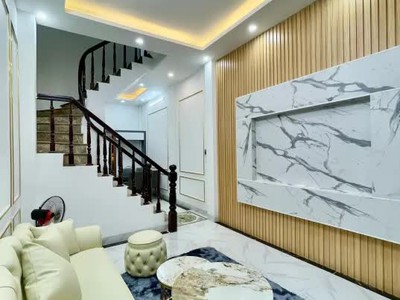 Bán nhà mặt ngõ 255 cầu giấy, 37m2, 4 tầng, kinh doanh, ô tô đỗ cửa, giá 8.15 tỷ 1