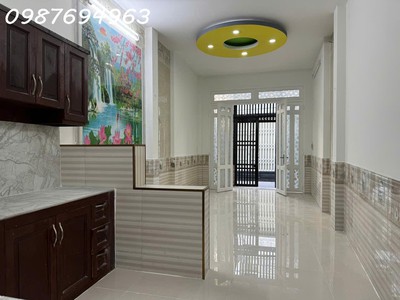 Quận 8, bùi minh trực - nhà nhỉnh 4t - hẻm xe hơi, hẻm thông - kế kdc bông sao xịn xò - hẻm trước 2