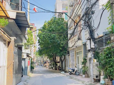 Bán nhà phố hoàng đạo thành - thanh xuân. ô tô tránh, 2 thoáng, dt 102m. mt 6.2m, giá chỉ hơn 16 tỷ 0