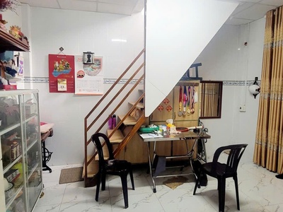 Rẻ quá, trường thọ thủ đức, 65m2   4.2 x 15   vuông vức 2 tầng giá chỉ 3t. 0