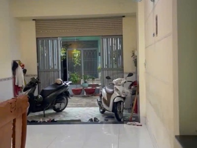 Nhỉnh 4 tỷ - ngay trung tâm tiện ích quận 12 - 60m2, 4 tầng - vào ở ngay. 0