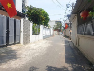 Chính chủ bán 2 lô liền kề sổ sẵn ngay tl420 thạch thất 3